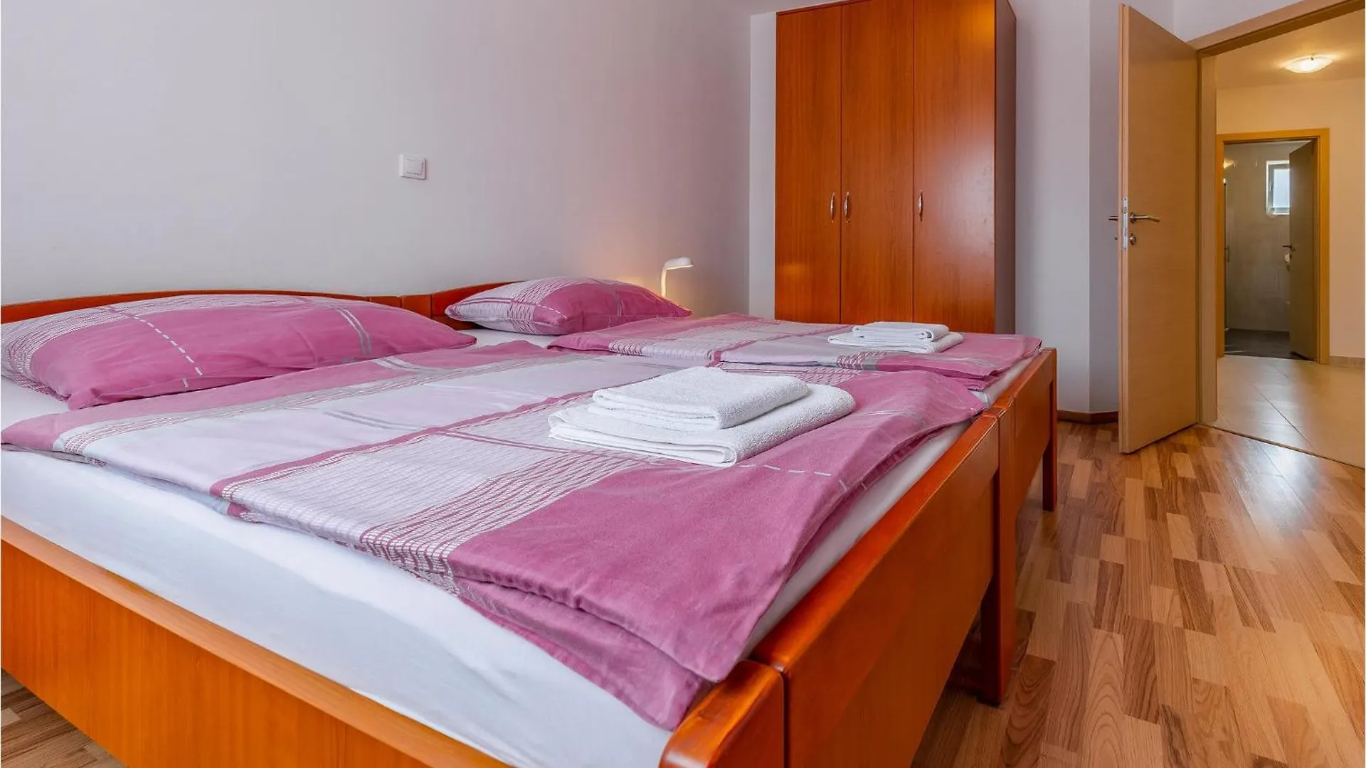 3 Bedroom Beautiful Apartment In Medulin 0*,