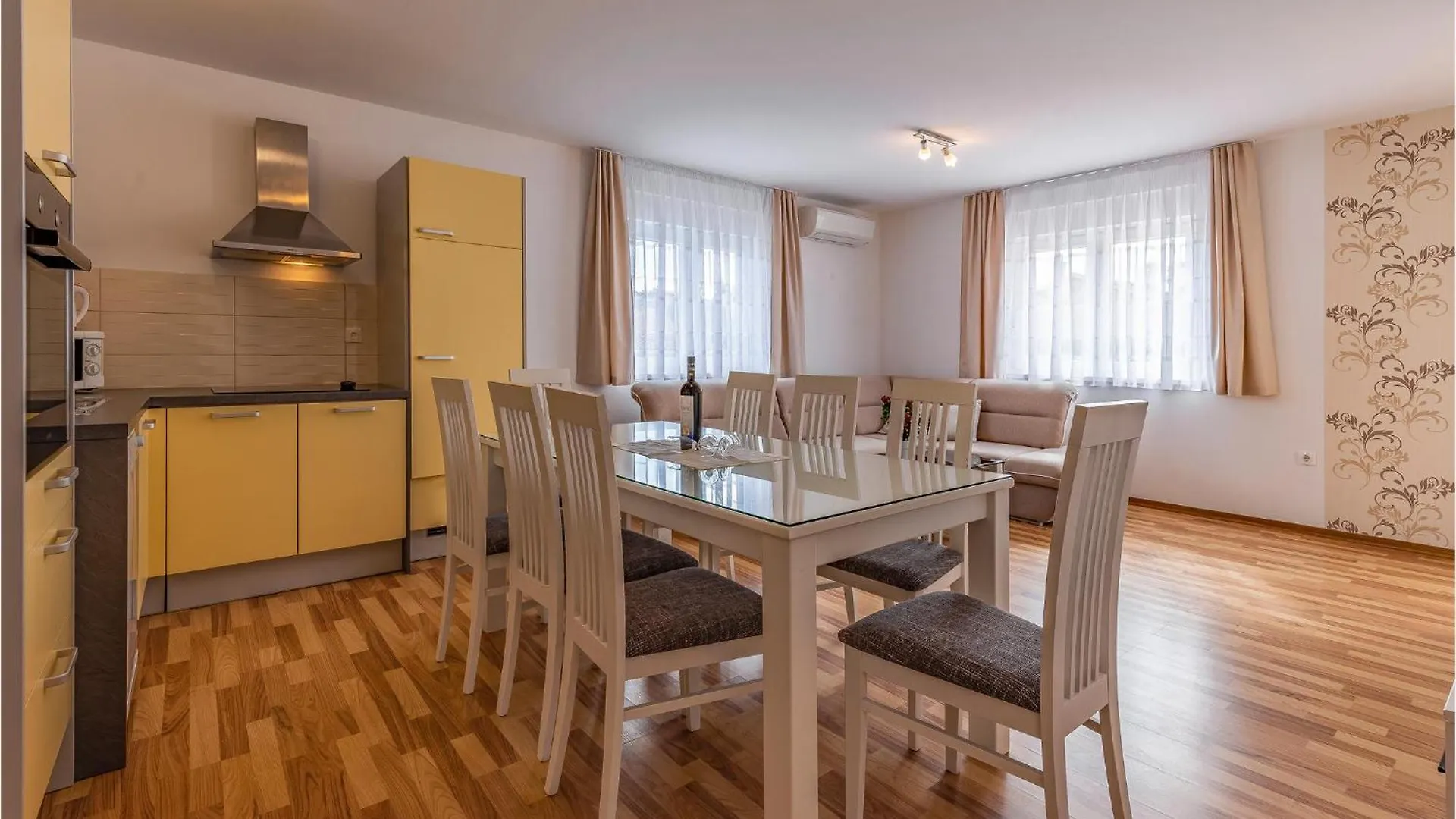 3 Bedroom Beautiful Apartment In Medulin Croatia